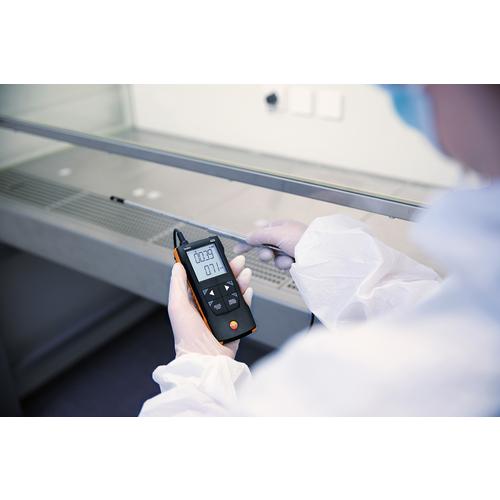 TESTO 熱線式風速計 testo 425 熱線式風速計  ▼524-9389 0563 0425  1台