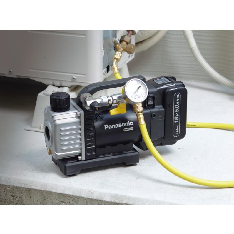 パナソニック 真空ポンプ エアコン 充電式 18V 5.0Ah 黒 EZ46A3LJ1G-Bの画像