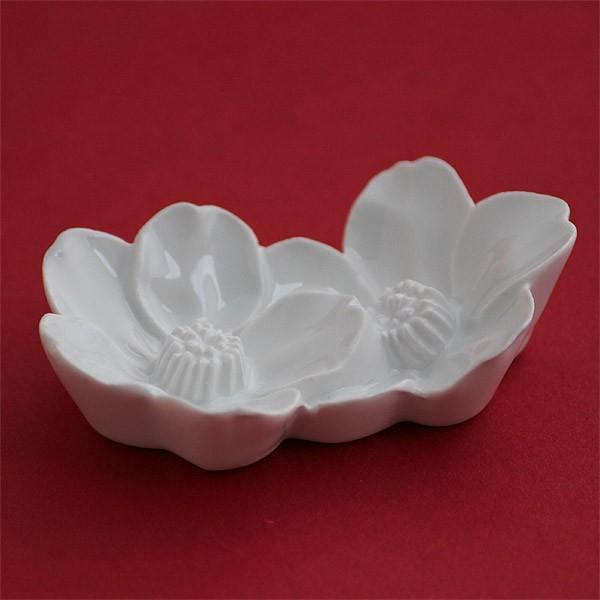 箸置き さくらの花 5個セット - おしゃれ陶器プレゼントに 白磁