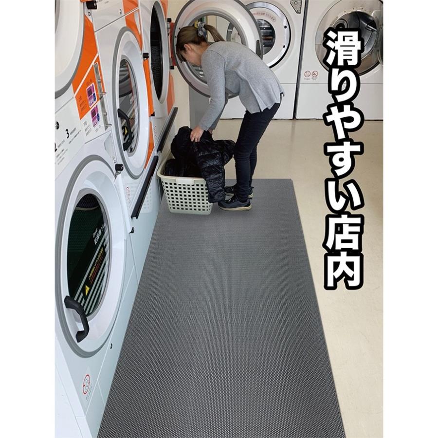 歩行 滑り止めマット スタッドレスマット 90cm×2m 1枚入り グレー 高規格6mm厚 安全用 屋外 屋内 玄関マット ドアマット 通路 廊下 風呂 ノンスリップ | スタッドレスマット | 13