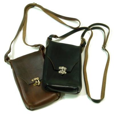 FERNAND LEATHER　Latch Pouch M レザーショルダー  2カラー | 