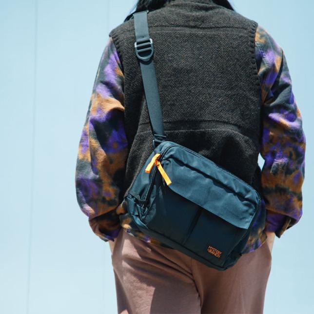 ミステリーランチ ディストリクト8 ショルダーバッグ MYSTERYRANCH | MYSTERY RANCH | 02