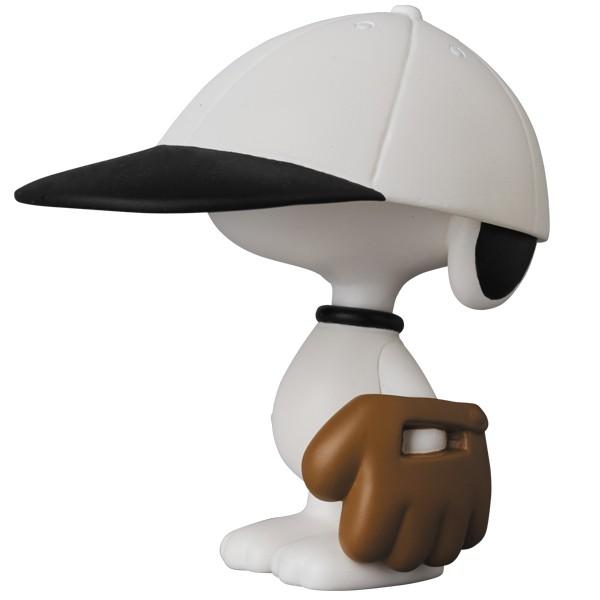 UDF PEANUTS BASEBALL PLAYER SNOOPY（RENEWAL Ver.） | MEDICOM TOY