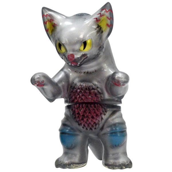ネコゴモラ（メタリックバージョン）【2015年3月下旬発送予定】 | MEDICOM TOY