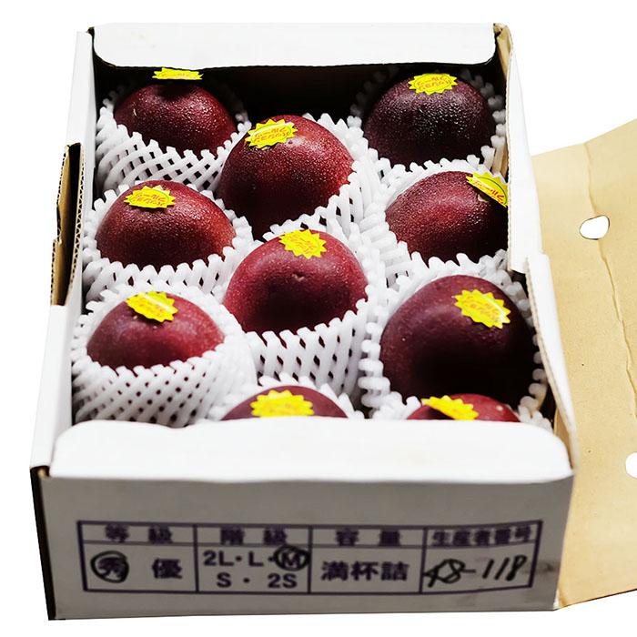 沖縄県産 パッションフルーツ 秀品 M〜Lサイズ 11〜12玉入 （化粧箱