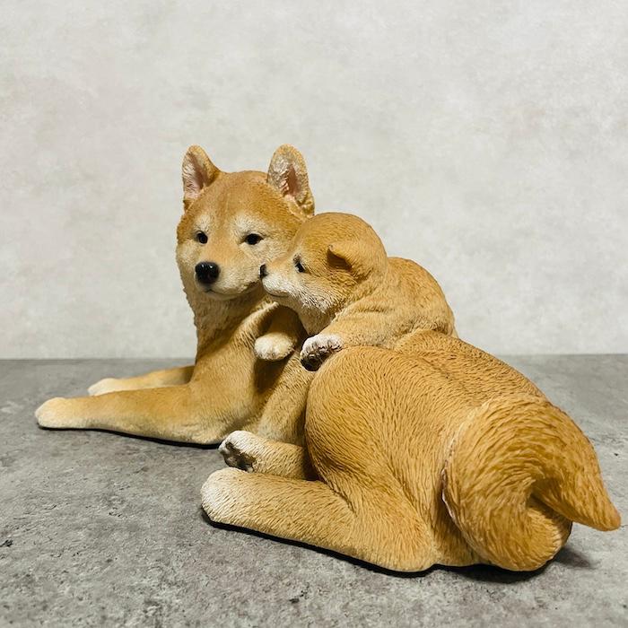 かわいい犬の置物 親子の柴犬 グッズ 動物 おしゃれ 玄関 インテリア 卓上 ガーデン 庭 woobia ウービア |  | 05