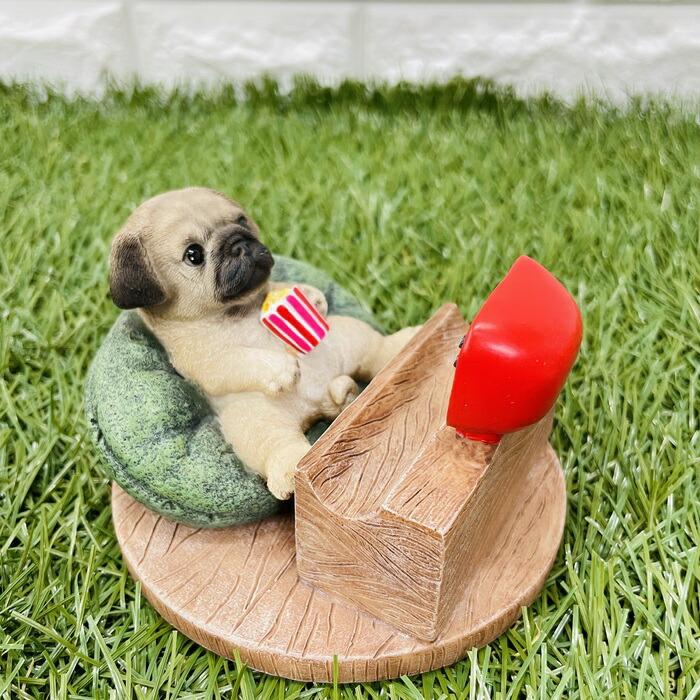 スマホスタンド テレビを見るパグ いぬ 犬 卓上 アニマル プレゼントギフト かわいい置物 おしゃれ 動物 スマホホルダー |  | 02