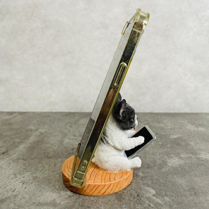 スマホスタンド タブレットを見るフレンチブルドッグ 卓上 アニマル プレゼント 置物 可愛い おしゃれ 動物 ホルダー 写真立て |  | 03