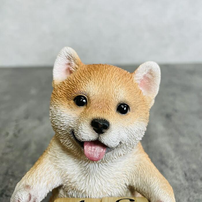 かわいい 犬 置物 柴犬の卓上日付カレンダー デスク上 おしゃれ 動物 可愛い リアル インテリア 動物 ガーデンオーナメント |  | 01