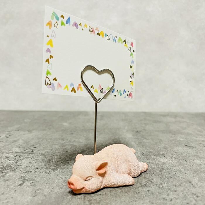可愛いブタちゃんのメモスタンド 子豚 かわいいメモクリップ 置物 可愛い インテリア 卓上雑貨 メモホルダー カードクリップ | 