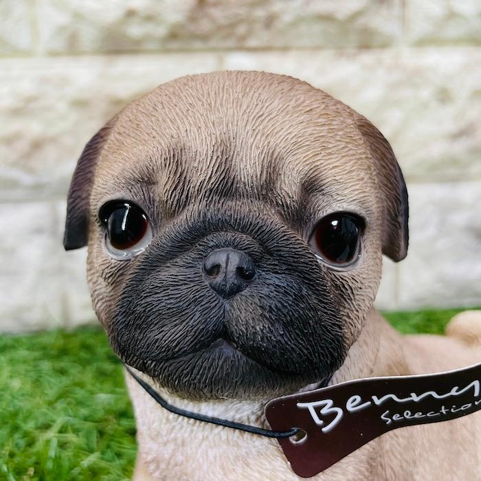 可愛いパグの置物 休憩中 犬 プレゼント ギフト 贈り物 リアル