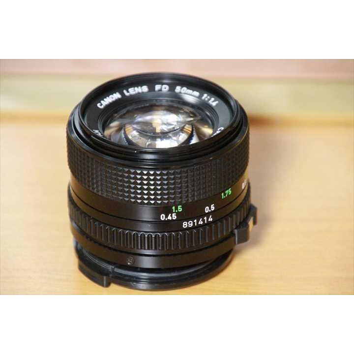 フィルムカメラ カメラ 中古 中古 カメラ canon ae-1 PROGRAM 単焦点レンズ canon AE-1 FD 50mm f1.4 付き 【中古】の画像