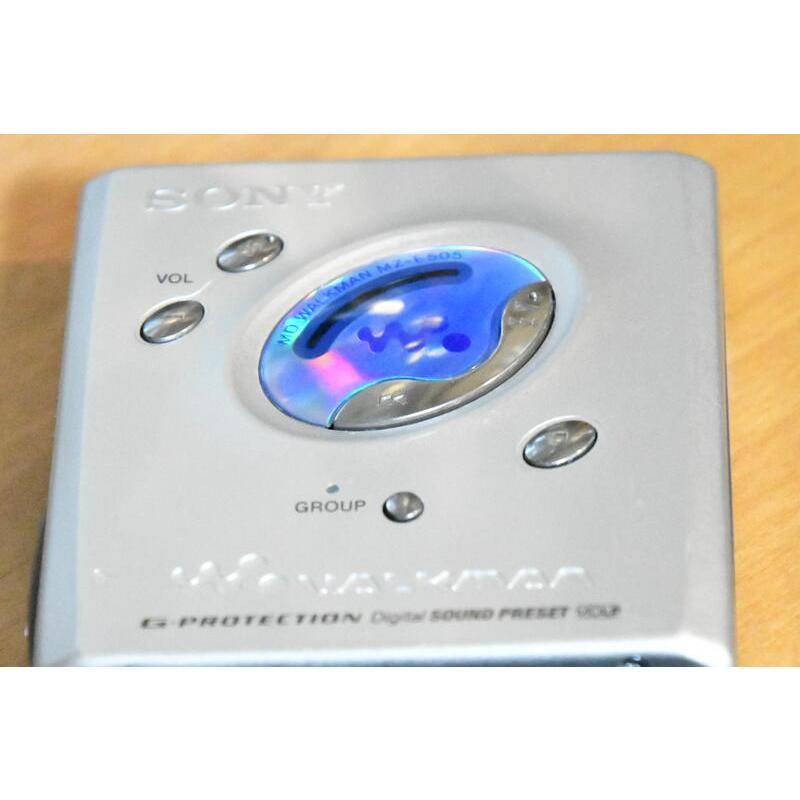 ポータブル MDプレーヤー SONY MZ-E505 MDウオークマン 【中古 ポータブル MDプレーヤー SONY MZ-E505 MDウオークマン 【中古