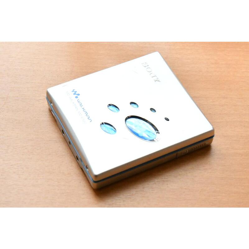 MDウォークマン MZ-E520-S シルバー ポータブル MD プレイヤー【中古】 | 
