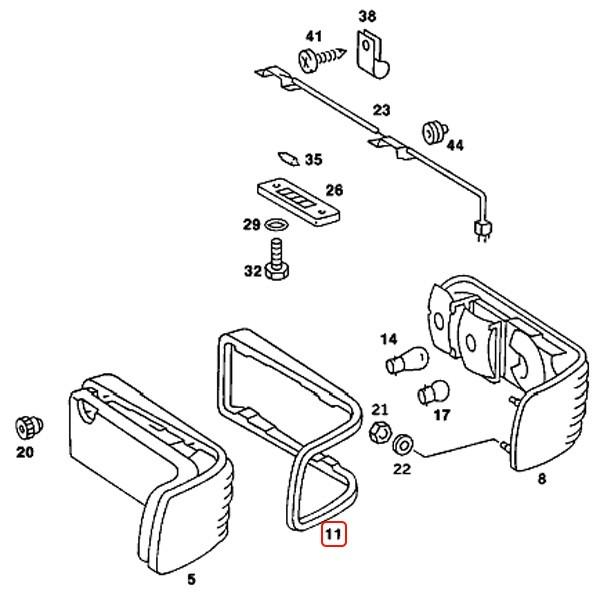 URO製 ベンツ SL R107 420SL 450SL 500SL 560SL リア/リヤ テールランプ/テールレンズ パッキン 左側 1078260158｜protechauto｜02