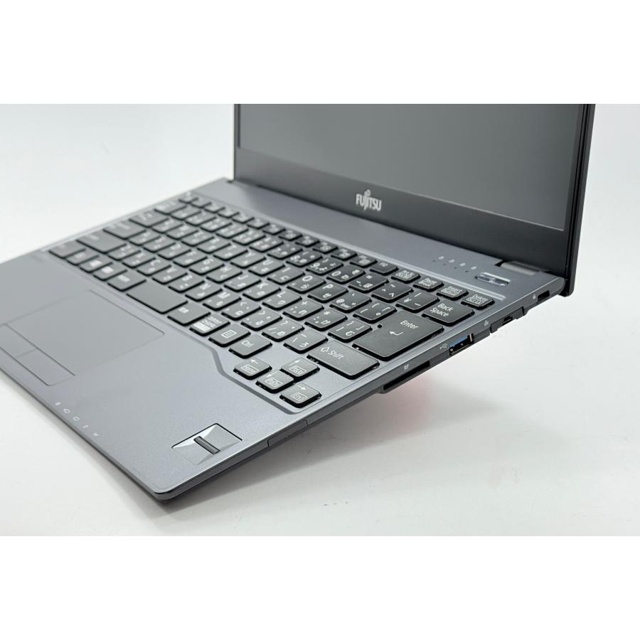LIFEBOOK A 富士通 Futro MU937 0.9Kg重さ メモリ8GB SSD搭載