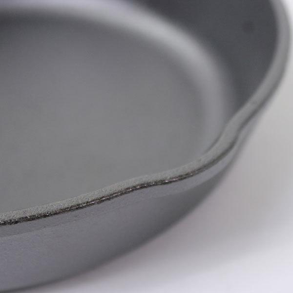 LODGE ロッジ スキレット 6-1/2インチ ウルフ L3SWLWF ダッチオーブン 19240249 | LODGE | 06