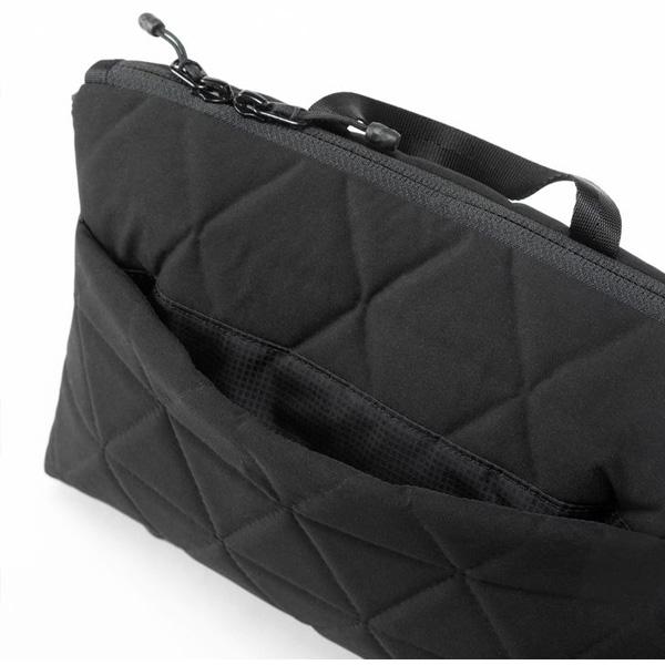 THE NORTH FACE ノース ジオフェイスポーチ Geoface Pouch NM82284 スタッフバッグ キャンプ アウトドアブランド メンズ レディース 大阪 取り扱い店 | THE NORTH FACE | 04