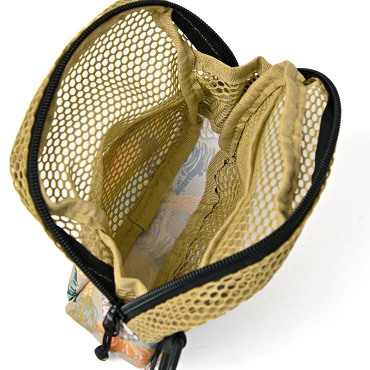 KiU KIU TRAVEL MESH SQR POUCH トラベルメッシュスクエアポーチ KiU KIU TRAVEL MESH SQR POUCH トラベルメッシュスクエアポーチ