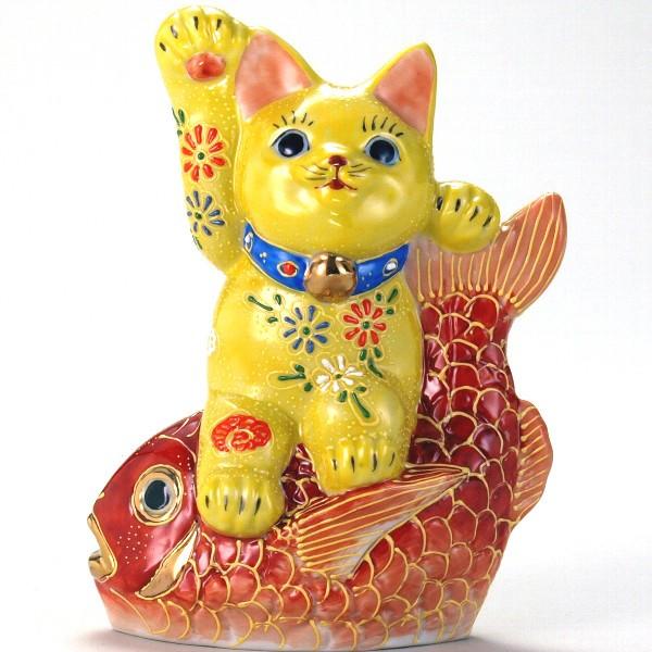 九谷焼　 5号鯛乗り招猫 黄盛　サイズ：縦6.0cm、横12.0cm、高15.5cm