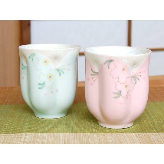 有田焼　華の舞（グリーン・ピンク）　桜夫婦湯呑（木箱入）164178