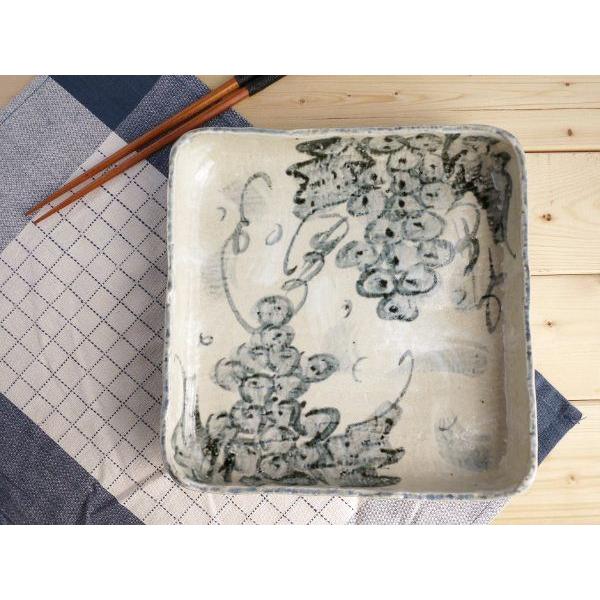美濃焼/JAPAN 手描き古染ぶどう 四角大鉢 素材：陶器 : 虹八 kohya