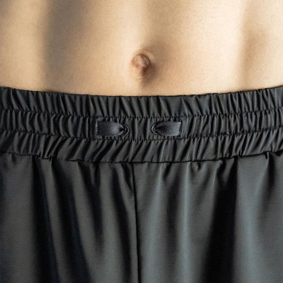 スリア ヨガウェア パンツ メンズ ピアーズショートパンツ su-p666 ヨギ suria 2024 オールシーズン 新作 ロゴ シンプル 無地 多機能 接触冷感 軽量 吸水速乾 シ | suria | 06