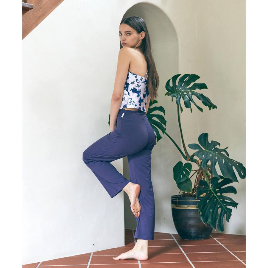 ジュリエ セットアップ 0 ブラトップ レギンス ヨガウェア ホットヨガ 花柄 Julier（ジュリエ） ヨガ ウェア ヨガパンツ エコシーベア天フレア