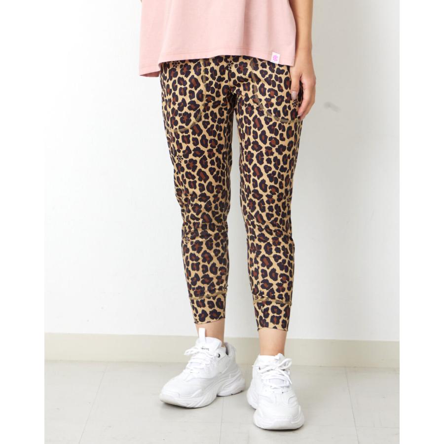 clapクラップ新作 フィットネス ウェア ブランド パンツ レディース クロップドパンツ LEOPARD CROPPED PANTS ジム トレーニング 新作  2026 | clap | 01
