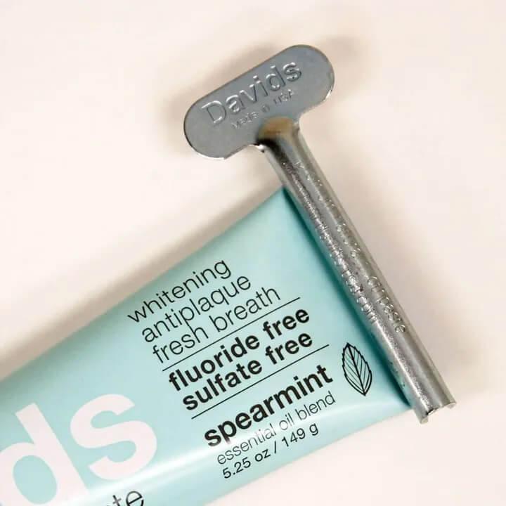 Davids デイヴィッズ 歯磨き粉 チャコール ペパーミント ホワイトニングトゥースペースト 149g ヴィーガン オーラルケア | Davids | 08