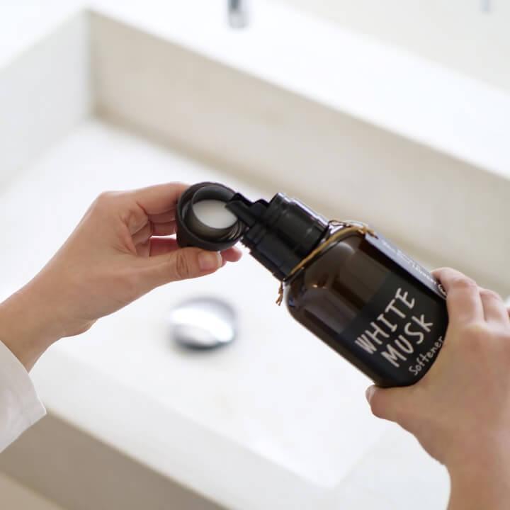 ジョンズブレンド ソフナー ボトル ホワイトムスク サボン ギフト プレゼント 柔軟剤 ランドリー 香り 芳香 ノルコーポレーション John’sBlend | John's Blend | 04