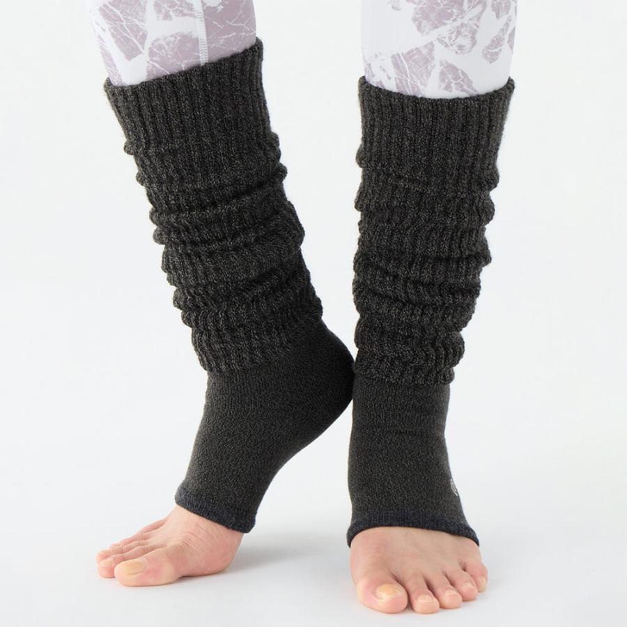 suria スリア スポーツ フィットネス ヨガ 靴下 暖かい ロジェソックス su-a094 ヨガ ソックス レディース 吸湿発熱 冷え性 防寒 機能ソックス  新作 2024 かわ | suria | 01