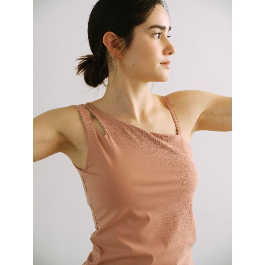 SURIA スリア セール ヨガウェア トップス タンクトップ マヌエラトップ パッド付き ノースリーブ ホットヨガウェア 吸水 速乾 おしゃれ かわいい | suria | 11