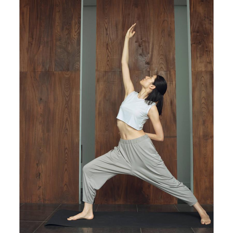 スリア suria ヨガ トップス レディース フルールトップ su-b535 カップ付き ノースリーブ ショート丈 ピラティスウェア かわいい おしゃれ 新作 | suria | 12