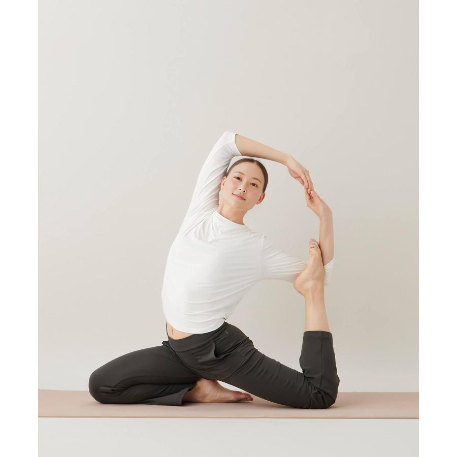 suria スリア ヨガウェア ヨガパンツ 裏起毛 リぺルテパンツ su-p693 体型カバー フレア おしゃれ かわいい シンプル ピラティスウェア レディース S/Mサイズ 20 | suria | 09