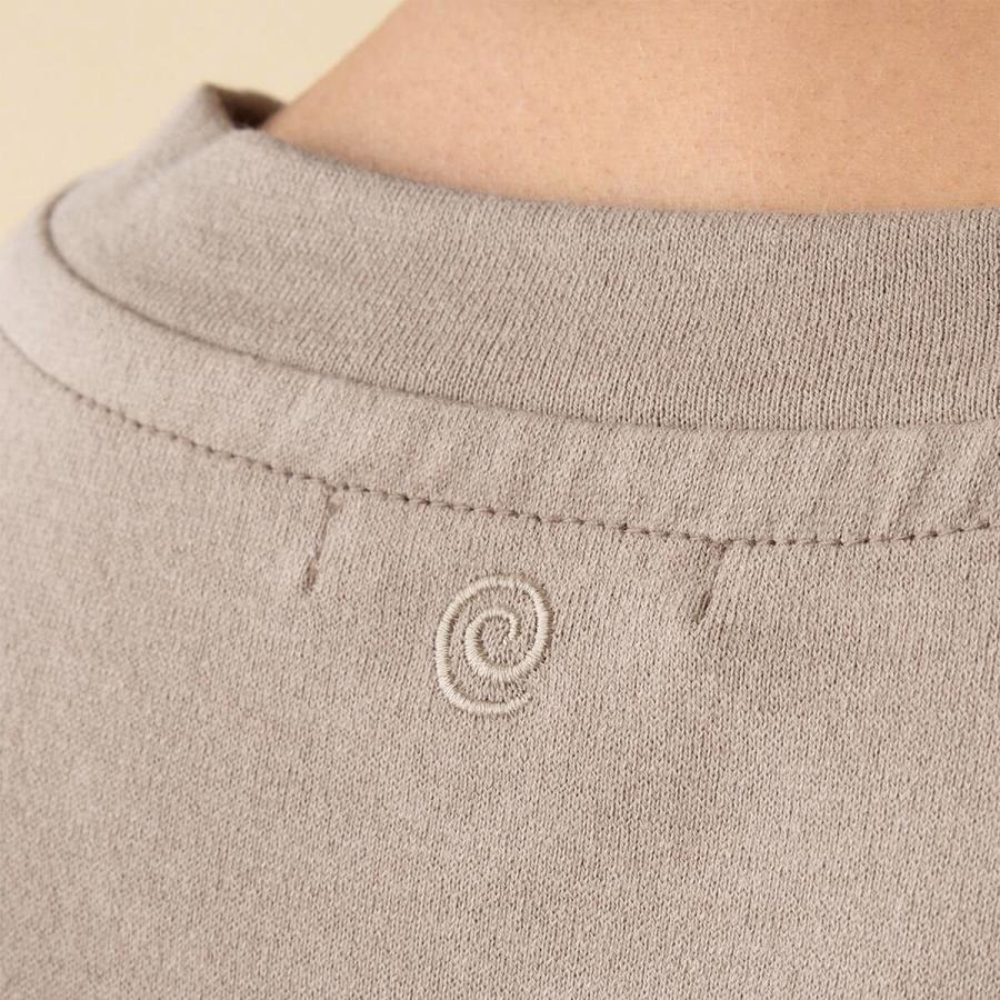 スリア ヨガウェア トップス ノースリーブ エディットトップ su-t779 suria 新作 無地 ロング丈 体型カバー シンプル レディース おしゃれ 上品 2025 新作 春夏 | suria | 06