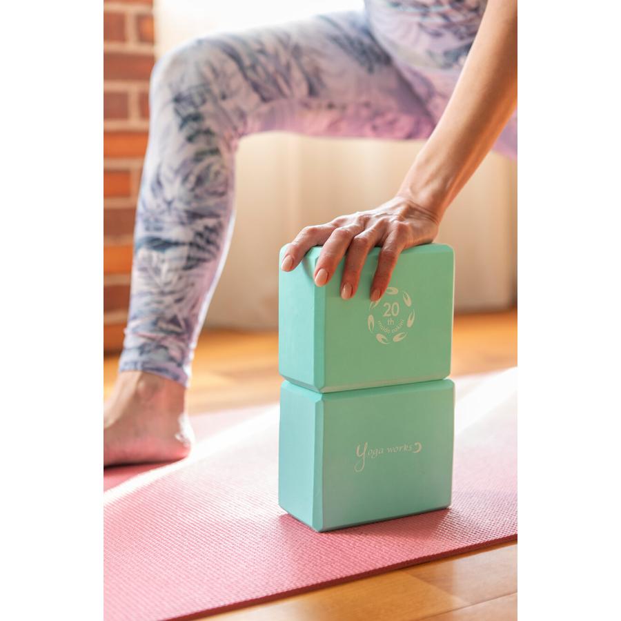 【２個セット】 ヨガワークス ヨガブロック 軽量 EVA mini 2個セット ミント yogaworks ヨガ ブロック プロップス ハーフサイズ おしゃれ | ヨガワークス | 08