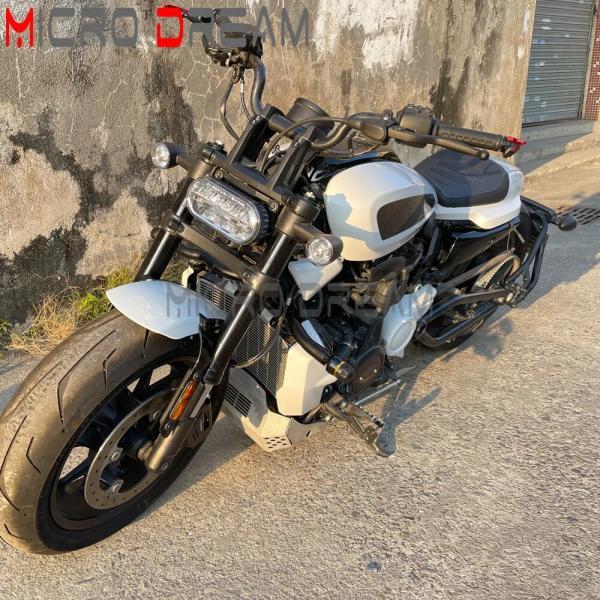 並行輸入品 ハーレー バイク用 リアシート sofail用ハイ スリム ストリートボス fxbb 114 fxbbs 18-21の画像