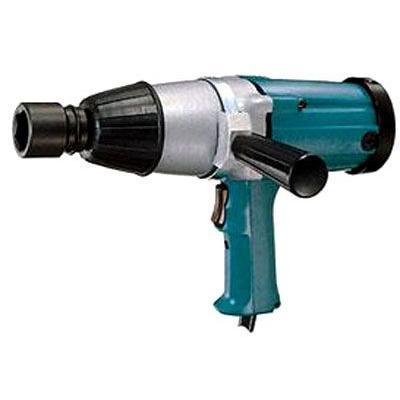 マキタ（makita） インパクトレンチ（588Nm） ソケット付 6906 : P