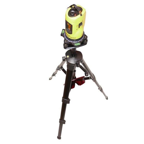 トライパワー レーザー墨出機（水平・垂直、エレベータ三脚付）TR-199LB |  | 01