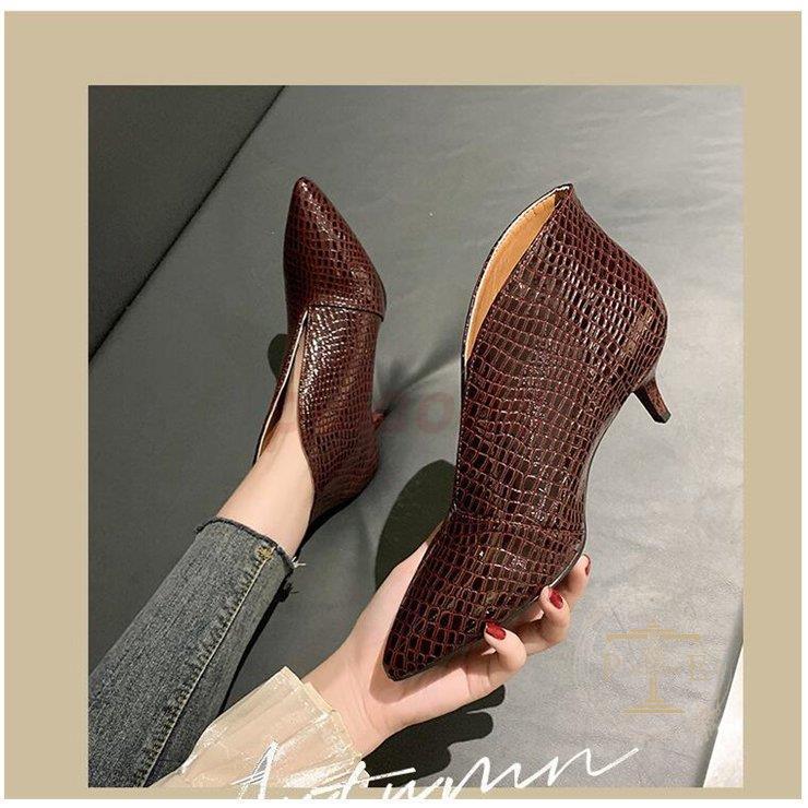 ショートブーツ レディース スエードブーティ 美脚 通勤 Olゥ 太ヒール 靴 履きやすい スクエアトゥ 太めヒール 在庫一掃 秋 柔らかい 冬 黒