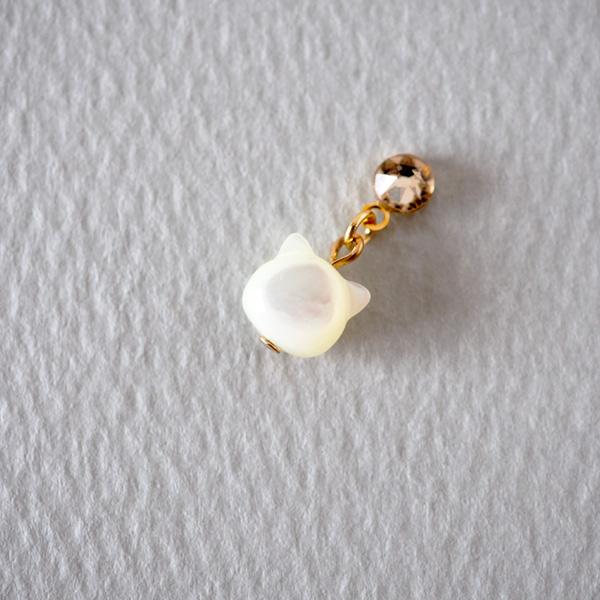 貼るピアス 猫 イヤリング 揺れる 痛くない 40代 カジュアル 上品 |  | 02