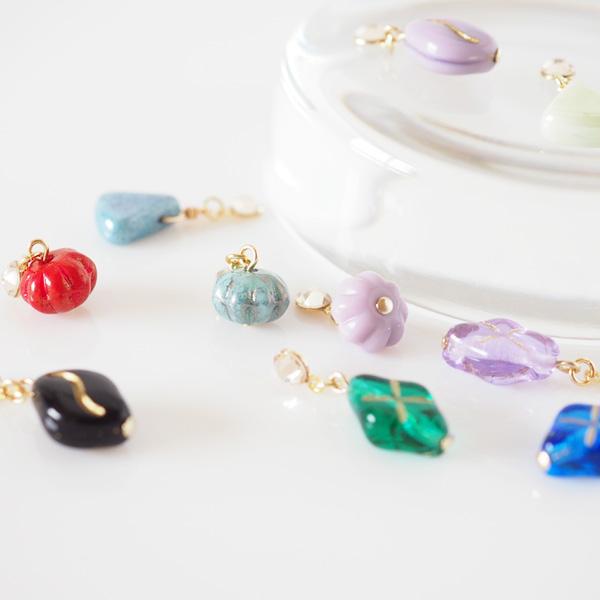 貼るピアス イヤリング 痛くない 40代 カジュアル 50代 三角 チェコ |  | 01