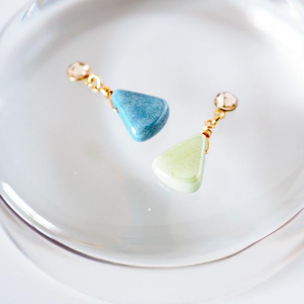 貼るピアス イヤリング 痛くない 40代 カジュアル 50代 三角 チェコ |  | 04