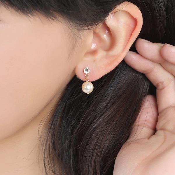イヤリング パール 卒業式 痛くない フォーマル 揺れる 40代 50代 貼るピアス | 