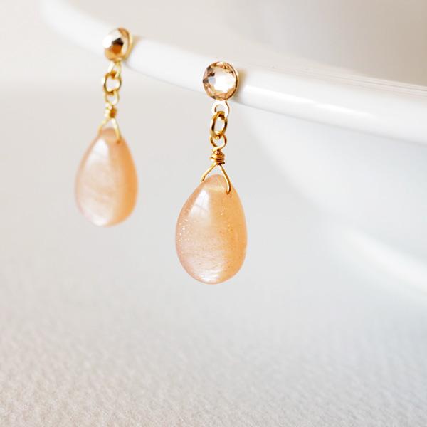 イヤリング 天然石 痛くない 揺れる シンプル 50代 40代 貼るピアス |  | 04