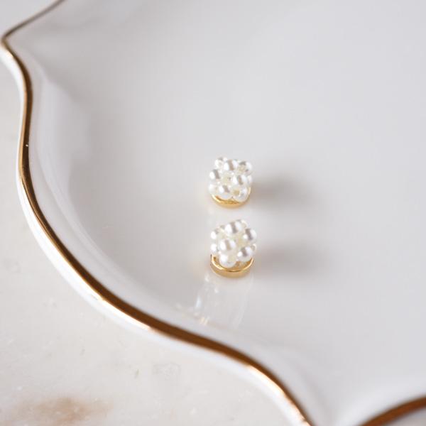 イヤリング パール 痛くない おしゃれ 春 50代 40代 貼るピアス |  | 02