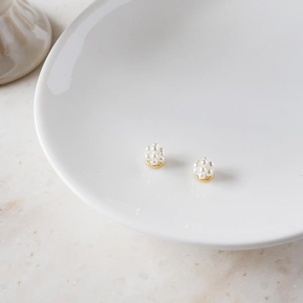 イヤリング パール 痛くない おしゃれ 春 50代 40代 貼るピアス |  | 03