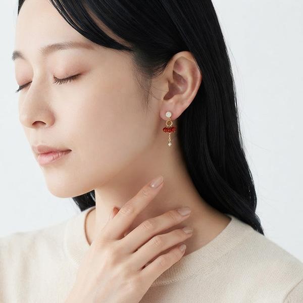 イヤリング 痛くない 天然石 赤 揺れる 50代 40代 カーネリアン 貼るピアス |  | 05
