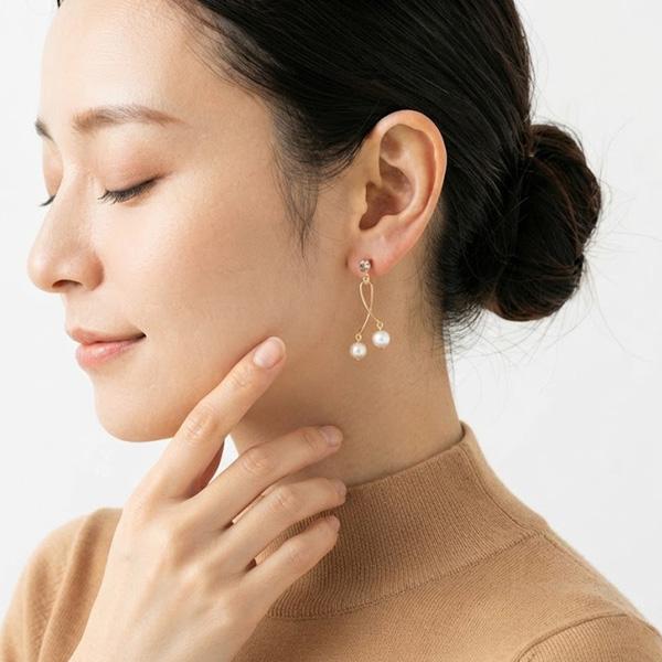 イヤリング 痛くない コットンパール 揺れる ゴールド 50代 40代 カジュアル 貼るピアス |  | 05